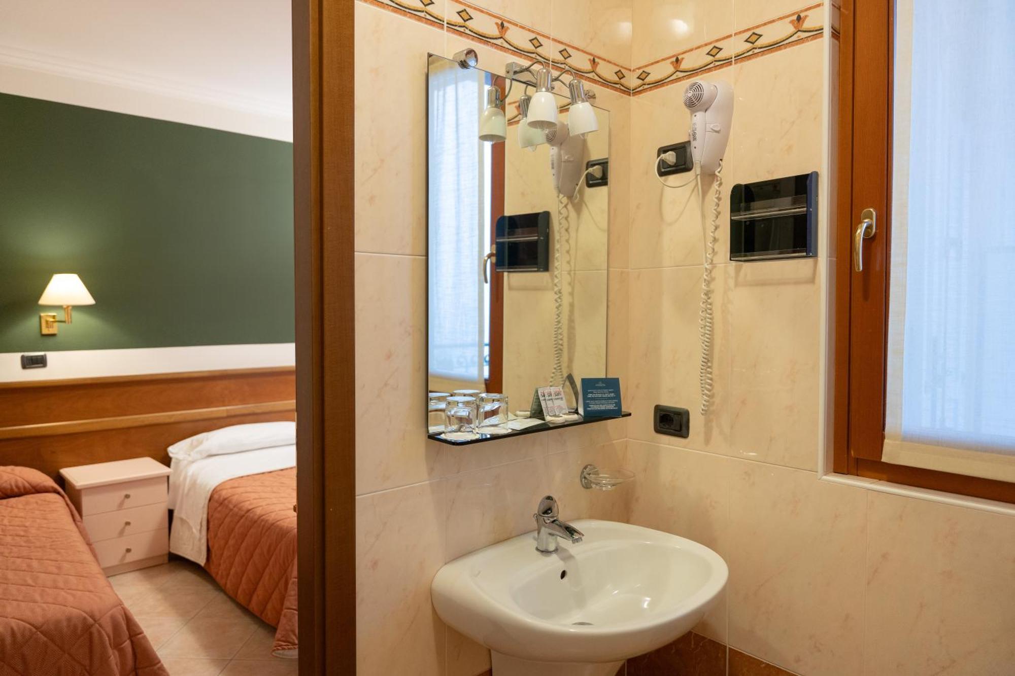 Hotel Romagna Baveno